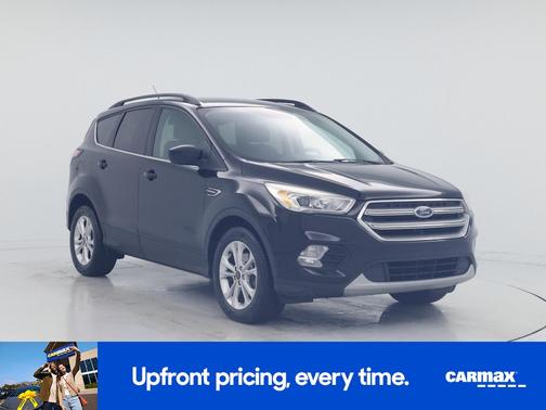 Black 2017 Ford Escape SE