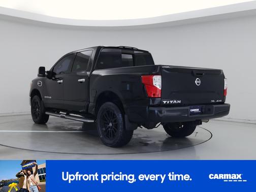 2017 Nissan Titan SL