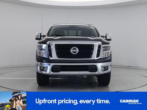2017 Nissan Titan SL