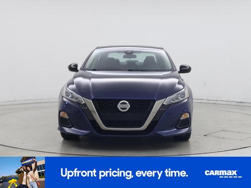 2022 Nissan Altima SR