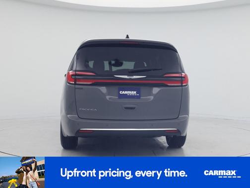 Gray 2025 Chrysler Pacifica Select