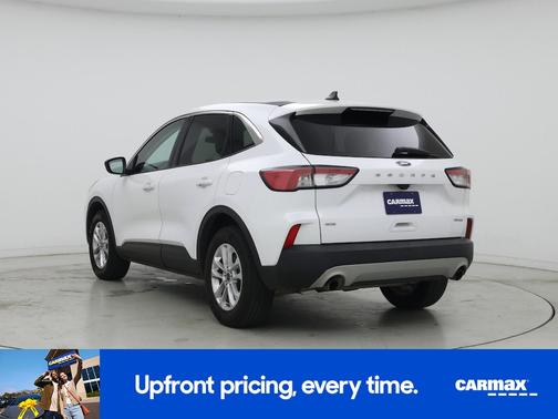 White 2022 Ford Escape SE