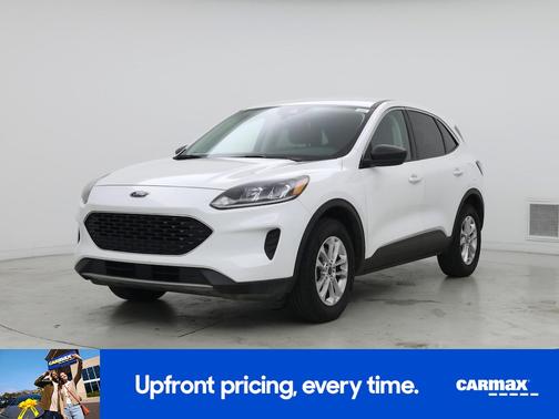 White 2022 Ford Escape SE