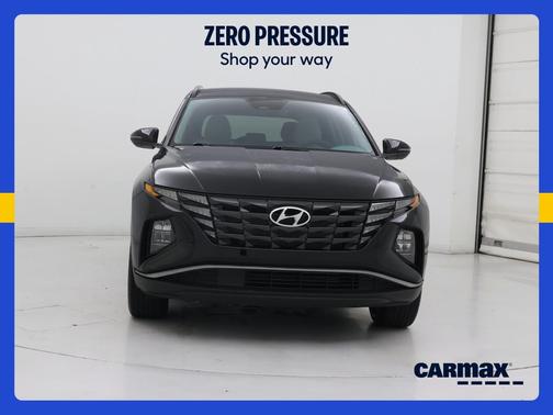 Black 2024 Hyundai TUCSON SEL