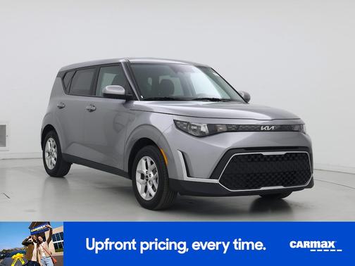 Gray 2025 Kia Soul LX