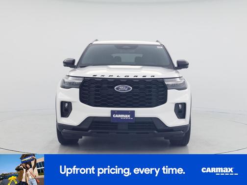 Pearl 2025 Ford Explorer ST-Line