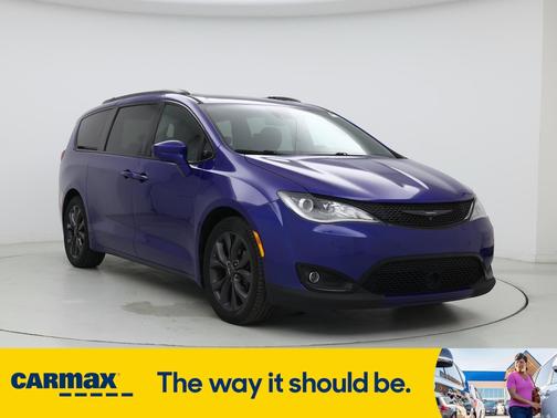 2019 Chrysler Pacifica Touring L Plus
