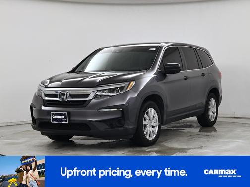 Gray 2019 Honda Pilot LX