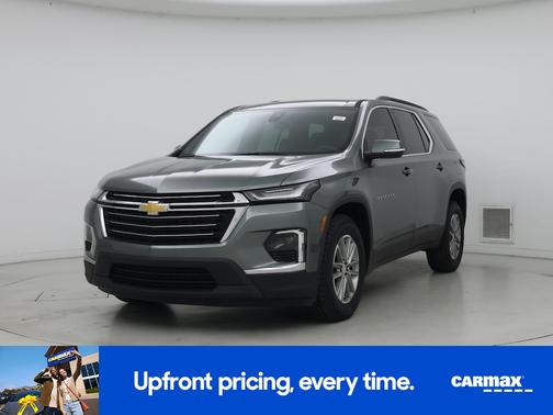 Green 2023 Chevrolet Traverse LT Leather