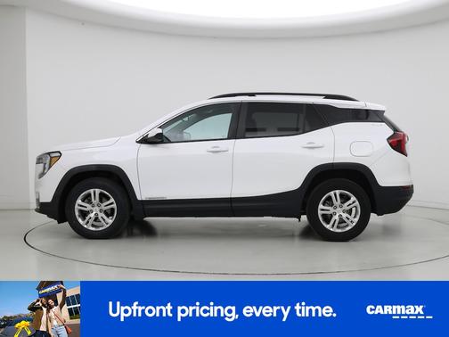 White 2022 GMC Terrain SLE