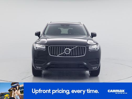 2021 Volvo XC90 T6 Momentum