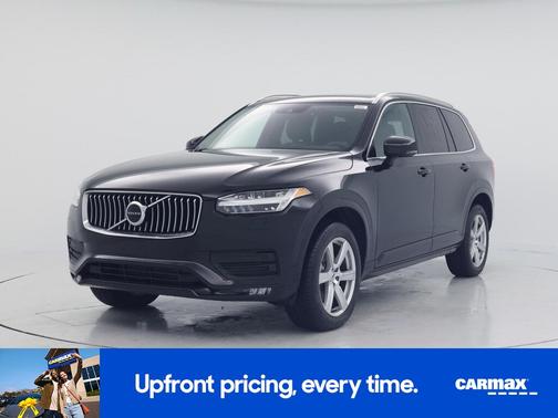 2021 Volvo XC90 T6 Momentum