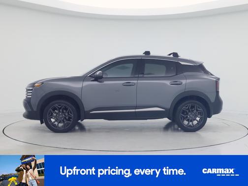 Gray 2025 Nissan Kicks SR