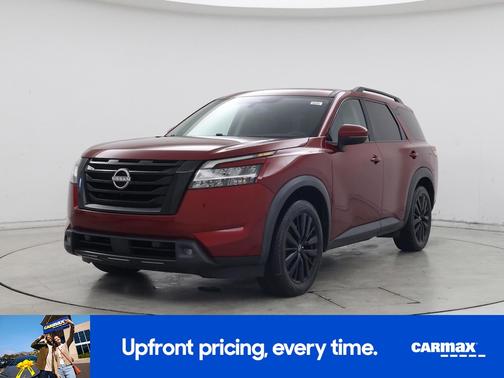 2022 Nissan Pathfinder SL