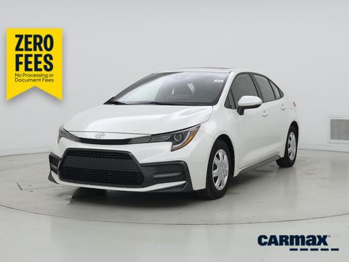 White 2021 Toyota Corolla SE