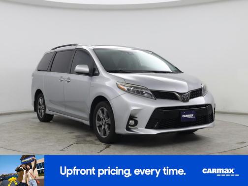 2019 Toyota Sienna SE