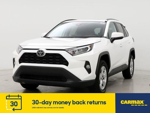 Photo 3 of 26 of 2021 Toyota RAV4 XLE