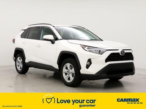 Photo 4 of 26 of 2021 Toyota RAV4 XLE