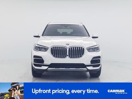 White 2022 BMW X5 PHEV XDrive45e