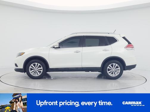 White 2016 Nissan Rogue SV