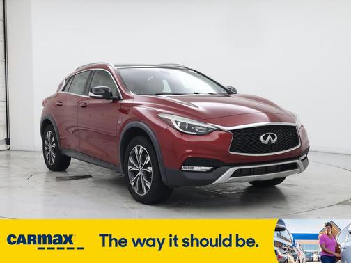 2018 INFINITI QX30 Premium