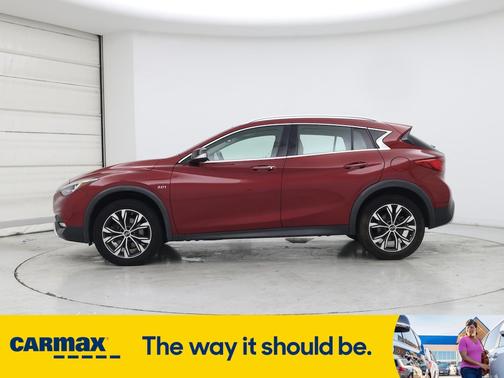 2018 INFINITI QX30 Premium