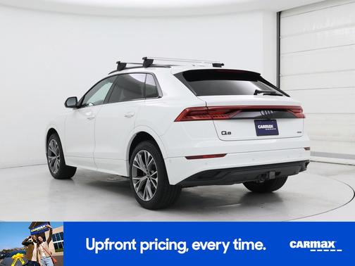 White 2021 Audi Q8 Premium