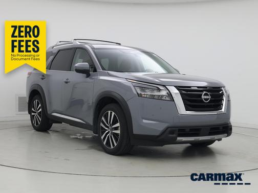 Gray 2025 Nissan Pathfinder Platinum