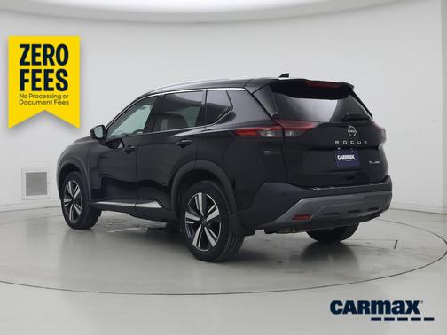 Black 2023 Nissan Rogue SL