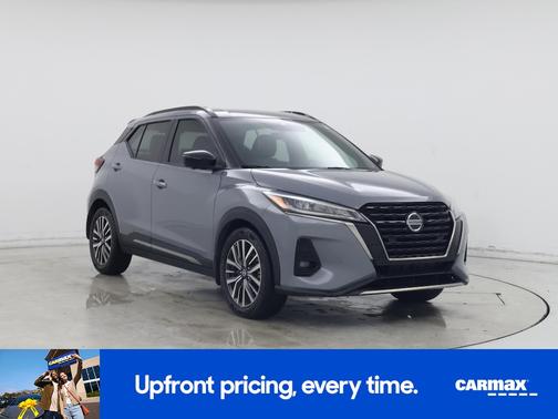 2021 Nissan Kicks SR