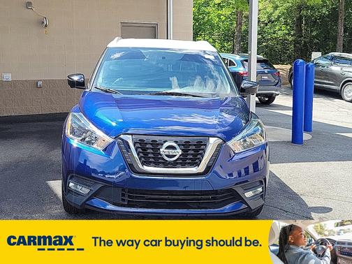 2019 Nissan Kicks SR