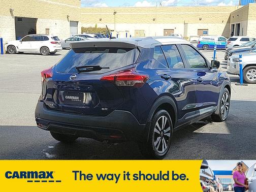 2019 Nissan Kicks SR