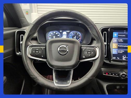 Black 2021 Volvo XC40 T4 R-Design