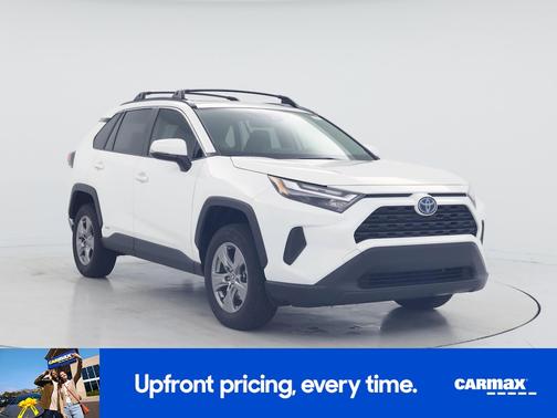 White 2024 Toyota RAV4 Hybrid XLE