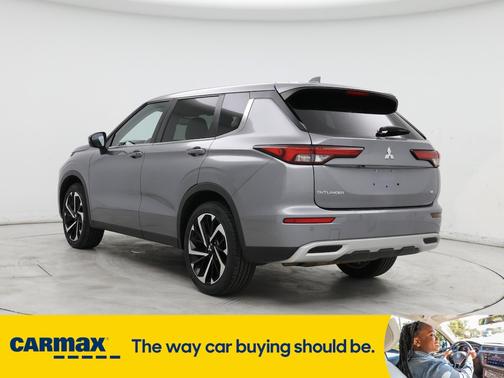 2022 Mitsubishi Outlander SE