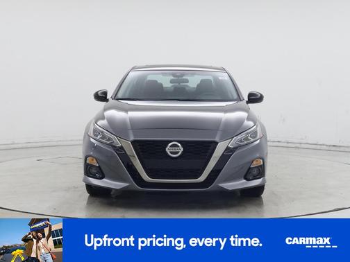 2022 Nissan Altima SR