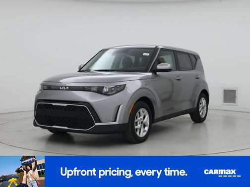 Gray 2025 Kia Soul LX
