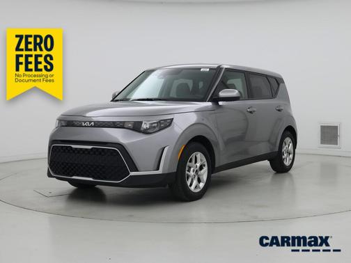 Gray 2025 Kia Soul LX