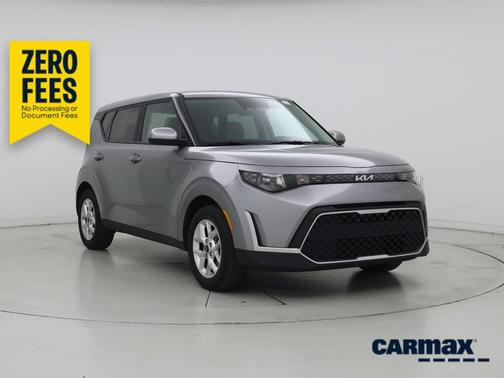 Gray 2025 Kia Soul LX