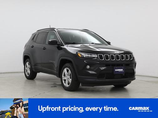 Black 2023 Jeep Compass Latitude
