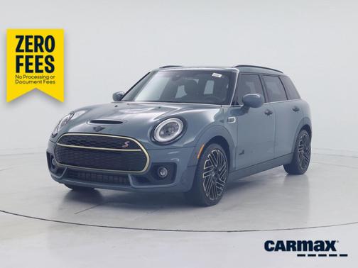 Green 2024 MINI Clubman S ALL4
