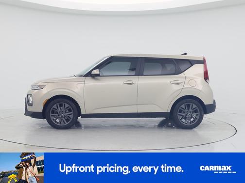 Tan 2020 Kia Soul EX