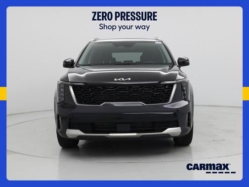 Gray 2025 Kia Sorento S