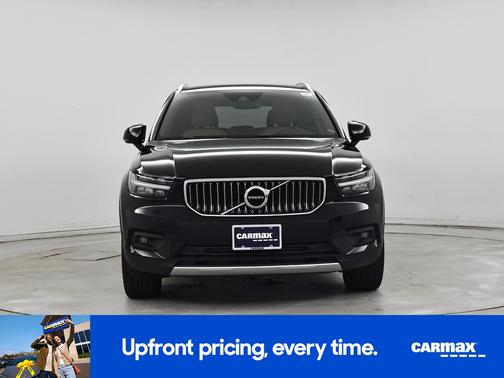 Black 2020 Volvo XC40 T5 Inscription