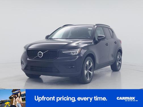 Black 2023 Volvo XC40 B4 Ultimate Dark Theme