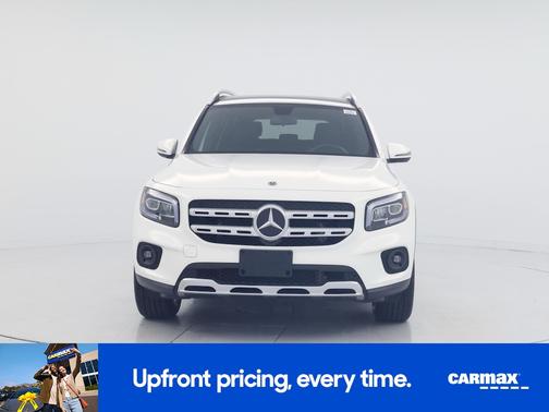 White 2023 Mercedes-Benz GLB 250