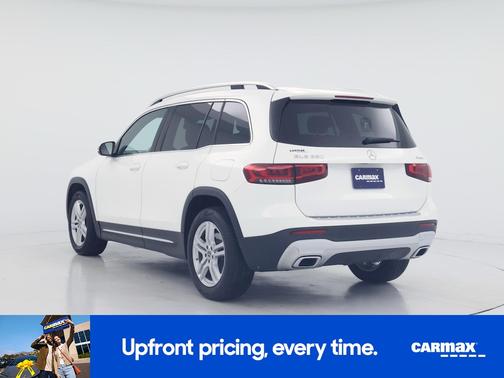 White 2023 Mercedes-Benz GLB 250