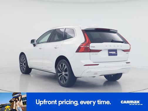 White 2022 Volvo XC60 B6 Inscription