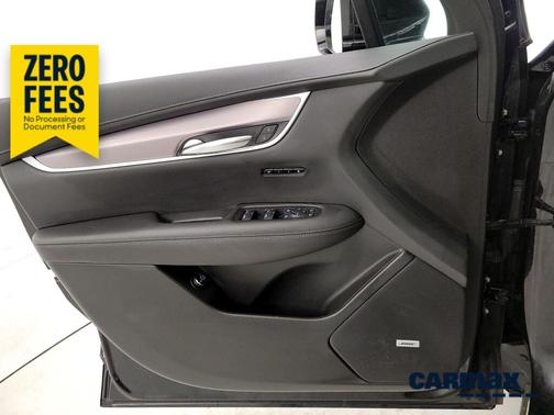 Black 2024 Cadillac XT6 Luxury