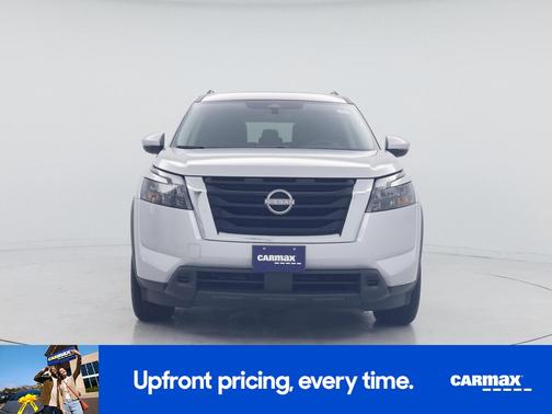 Silver 2025 Nissan Pathfinder SV